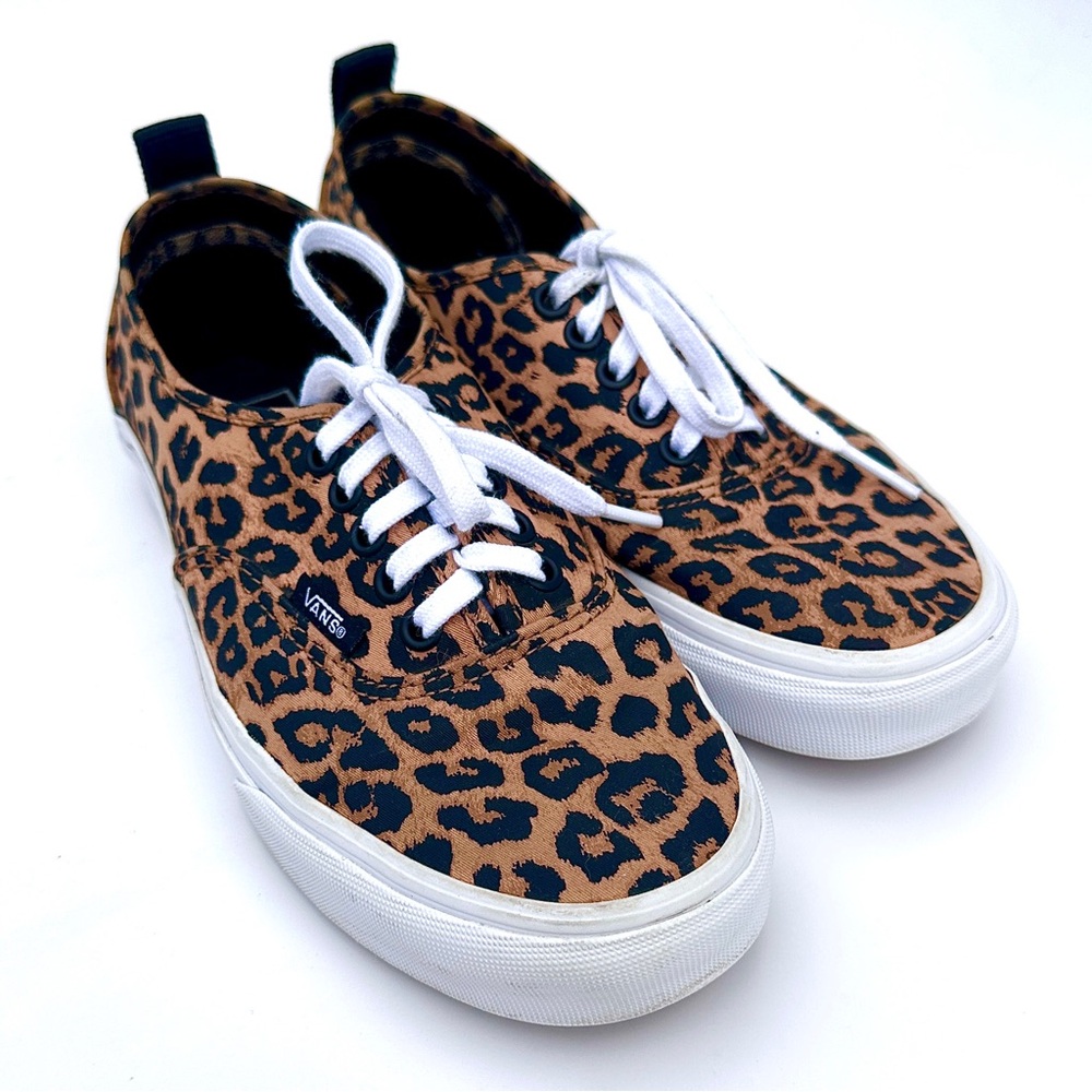 VANS Classic Canvas Low Top Skate Shoes lace up Leopard US Women’s Size 8